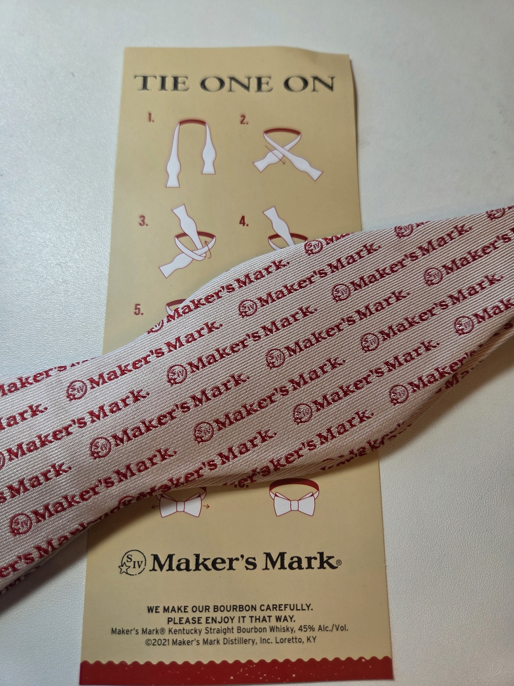 Maker's Mark Bourbon Branded Bow Tie Red & Beige Bartender Costume Mens Suit NWT